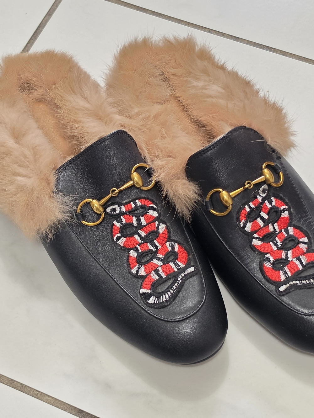 Guссі Fur Mules, 7